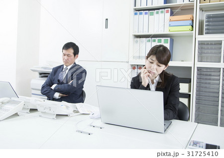 ビジネスイメージ 31725410