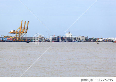 container ship container ship 31725745