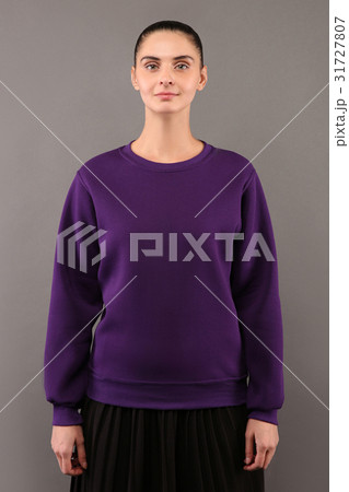 Girl wearing sweatshirt, mock-up Girl wearing sweatshirt, mock-up 31727807