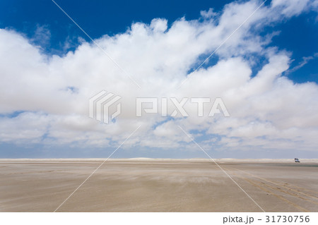White sand dunes panorama from Lencois, Brazil 31730756