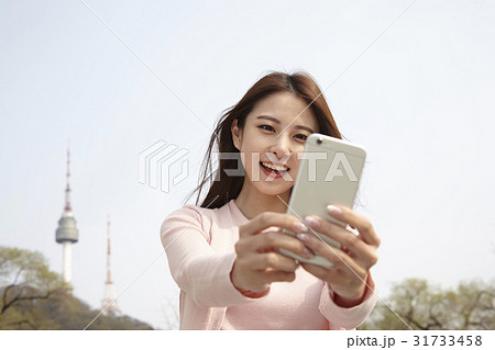 写真撮影 セルフカメラ 自撮り 31733458