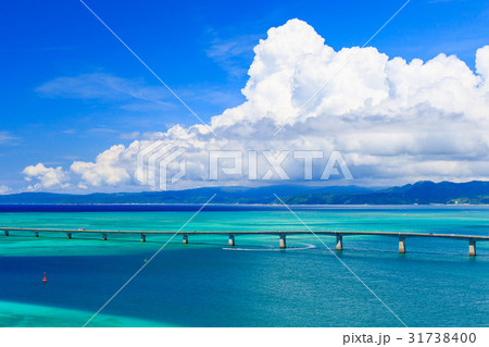 沖縄県 古宇利島 古宇利大橋 運天森園地 沖縄県 古宇利島 古宇利大橋 運天森園地 31738400