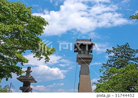 賀茂別雷神社　燈篭 31744452