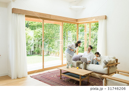 ファミリー　イメージ　 31746206