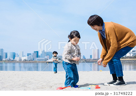 ファミリー　海辺 31749222