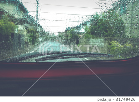 雨の日 雨の日 31749426