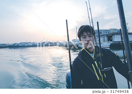 海釣り　出航 31749438