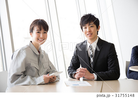 打合せ　ビジネスイメージ 31755148