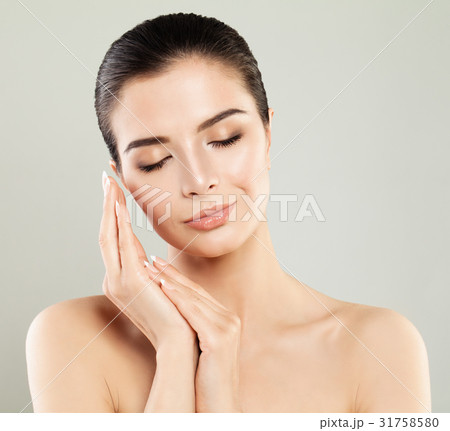 Beautiful Spa Woman Relaxing. Cute Face 31758580