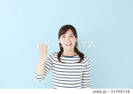 女性・ブルーバック 31766738