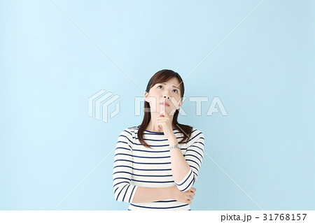 女性・ブルーバック 31768157