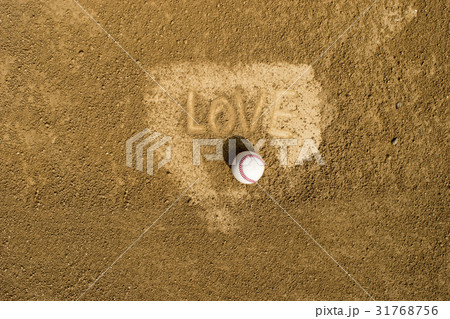 ホームベースLOVE＆ボール 31768756