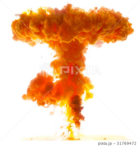 Flow of paint underwater 31769472