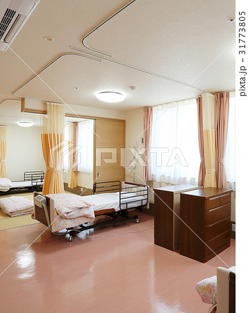 介護施設 多床室 4人部屋 和室有 31773805