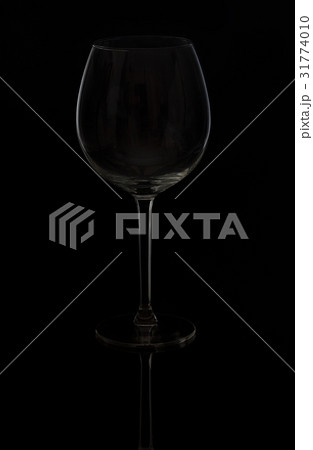Wine glasses on black Wine glasses on black 31774010