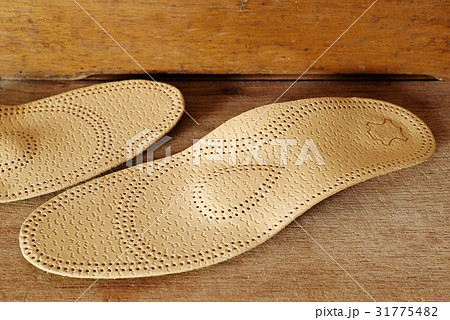 Orthopedic arch support made from leather  31775482