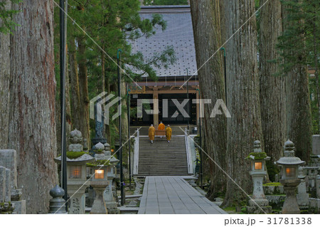 【高野山 奥の院 (生身供)】 和歌山県伊都郡高野町高野山 【高野山 奥の院 (生身供)】 和歌山県伊都郡高野町高野山 31781338