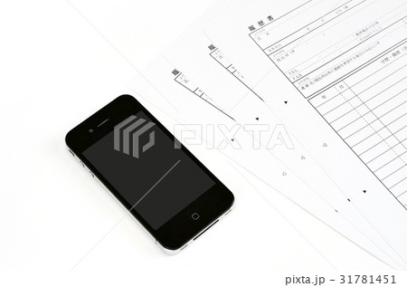 スマートフォンと履歴書 スマートフォンと履歴書 31781451