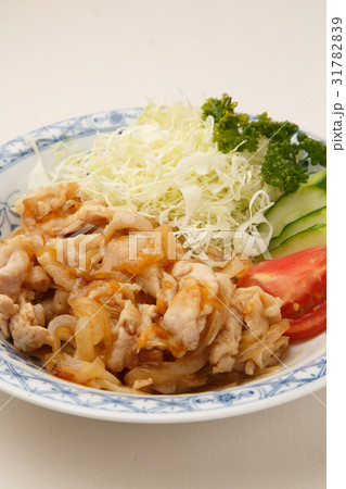 豚肉の生姜焼き 豚肉の生姜焼き 31782839