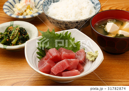 マグロのブツの定食 マグロのブツの定食 31782874
