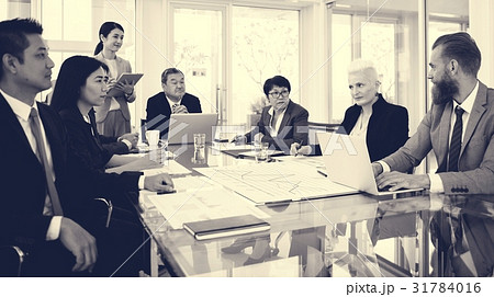 Business Discussion Meeting Presentation Briefing 31784016