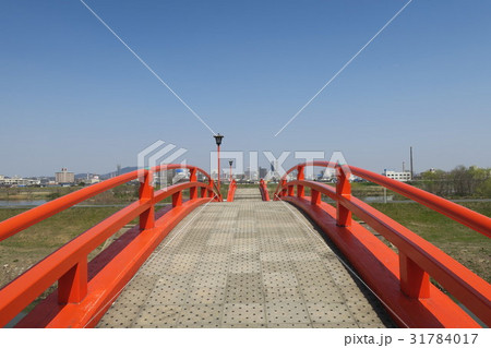 稲荷橋から福山市内方面の風景～広島県福山市 草戸稲荷神社～ 31784017