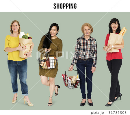 Women Buy Grocery Store Food Basket Studio Portrait Isolated Women Buy Grocery Store Food Basket Studio Portrait Isolated 31785303