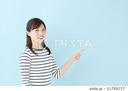 女性・ブルーバック 31789257