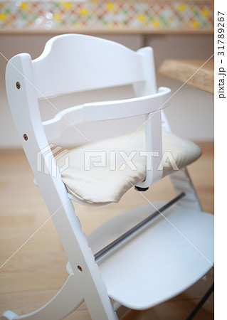 チャイルドチェアー 子供椅子 (ダイニング マイホーム マンション 一軒家 家具 子育て 育児) チャイルドチェアー 子供椅子 (ダイニング マイホーム マンション 一軒家 家具 子育て 育児) 31789267