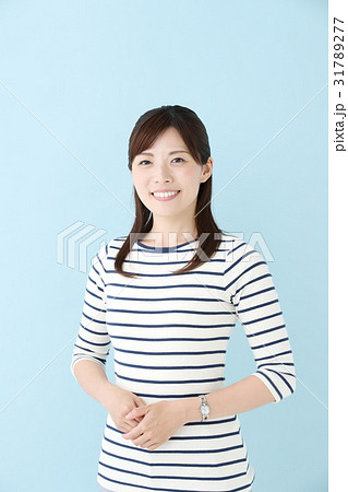 女性・ブルーバック 31789277