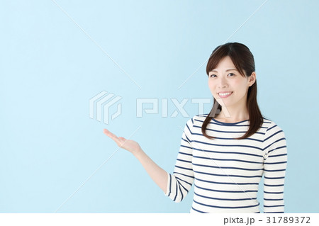 女性・ブルーバック 31789372