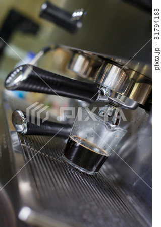 coffee making process from coffee machine coffee making process from coffee machine 31794183