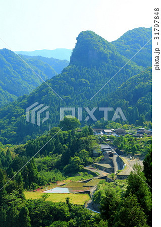 九州 人気 おすすめ 観光地 大分県 宇佐市 院内町 西椎屋の景 宇佐のマチュピチュの写真素材