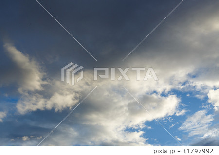 dramatic moody dark storm cloud sky 31797992