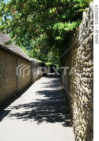 ボートン・オン・ザ・ウォーターのはちみつ色の壁 31806224