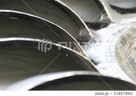 黒部川第四発電所のペルトン水車 31807882