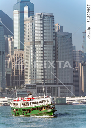 香港の高層ビルとスターフェリー 31809997