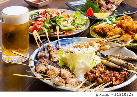 生ビールと焼き鳥 生ビールと焼き鳥 31810228