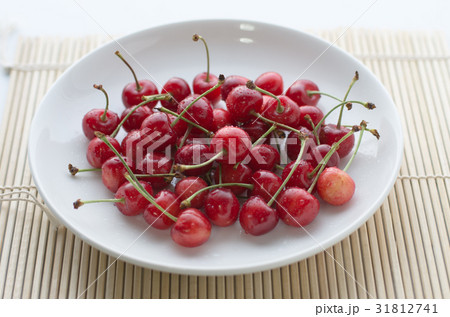 さくらんぼ さくらんぼ 31812741