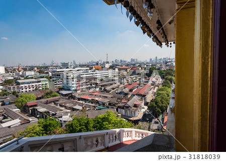 ワット・サケット(黄金の丘)から望むタイ・バンコクの風景 ワット・サケット(黄金の丘)から望むタイ・バンコクの風景 31818039