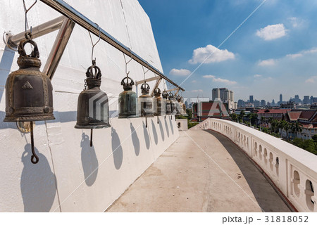 タイ・バンコクのワット・サケット(黄金の丘)の鐘 タイ・バンコクのワット・サケット(黄金の丘)の鐘 31818052