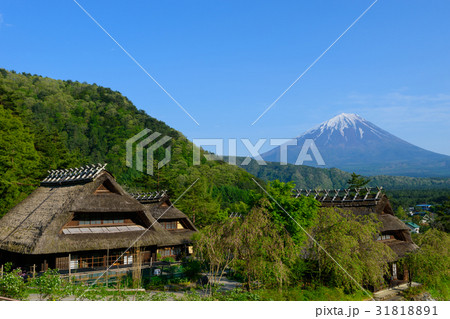 山梨　古民家と富士山 31818891