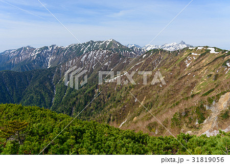 初夏の北アルプス　大天井岳と槍ヶ岳 31819056
