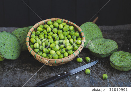 Lotus Seeds 31819991