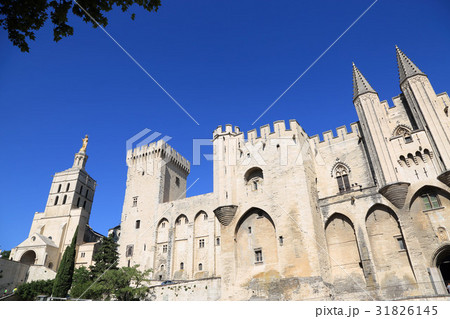 南仏、アヴィニョンの街中 31826145