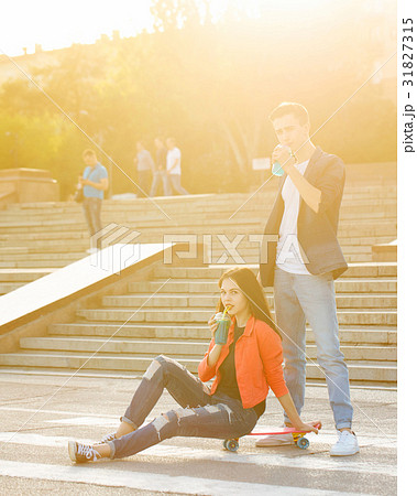 Teenagers on a first date 31827315