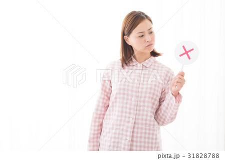 パジャマ 女性 バツ 31828788