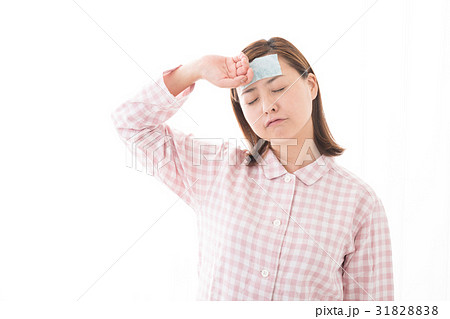 体調不良 発熱 31828838