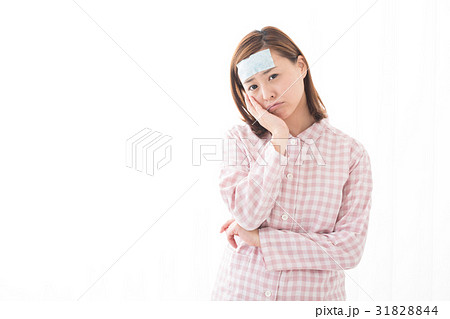 体調不良 発熱 31828844