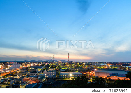 北九州市八幡区のプラント夕景 31828945